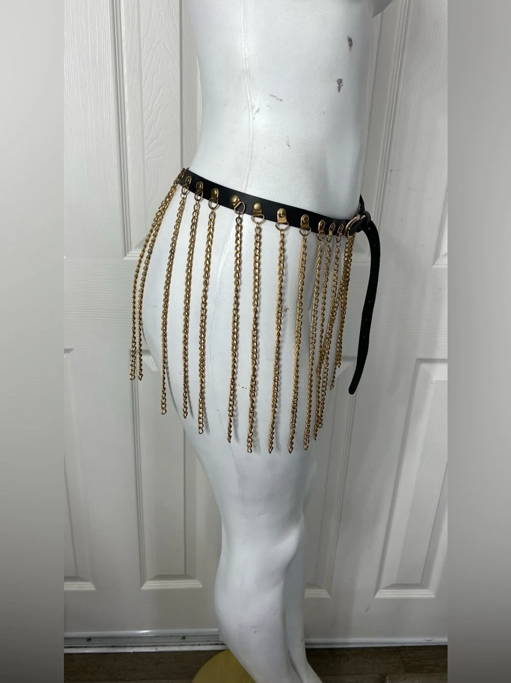 Black Leather Belt with Gold Chain Fringe - Picture 3 of 8